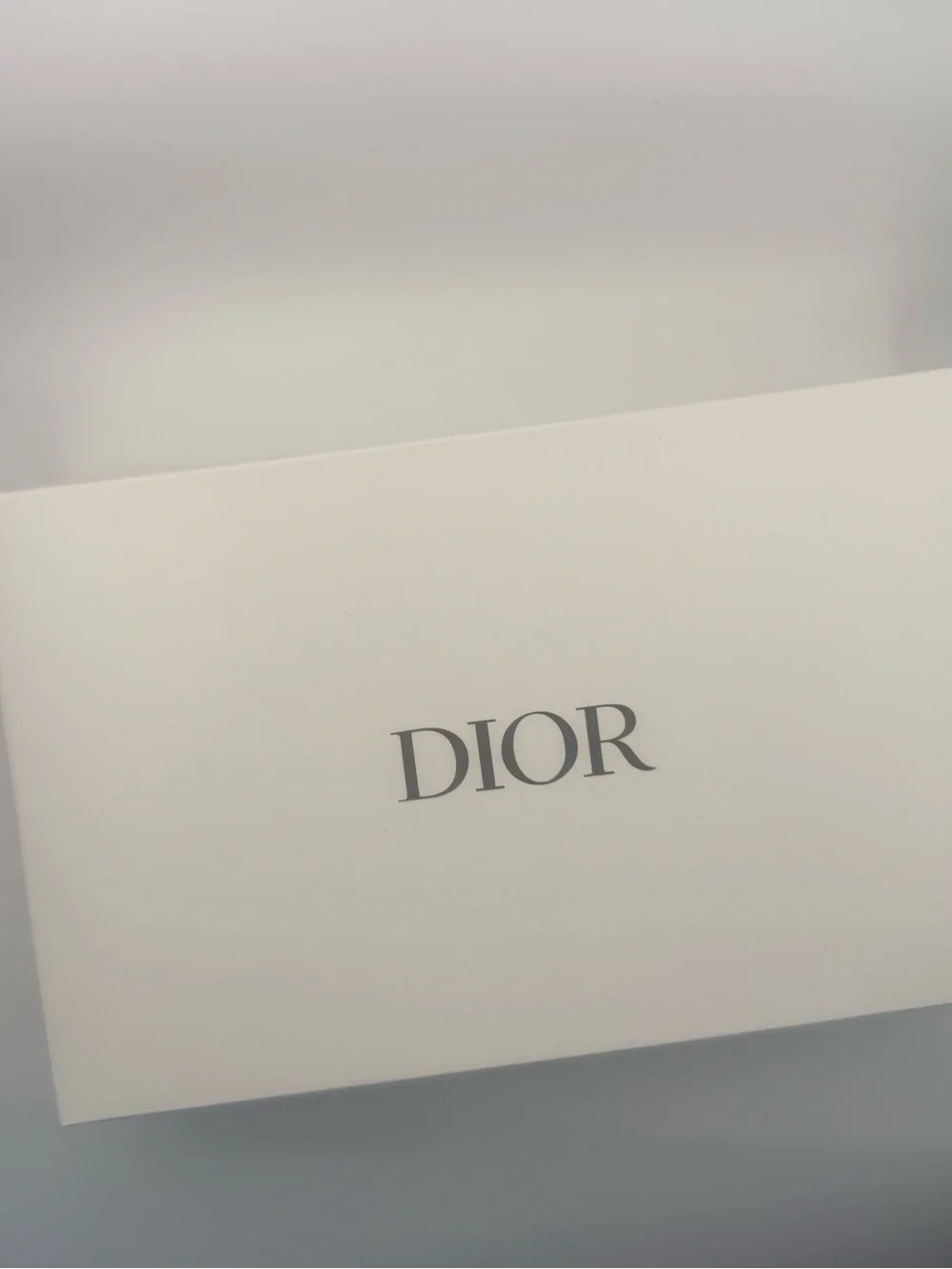 Dior 2025 Mother’s Day Cosmetic Pouch-Slight Damage to Box